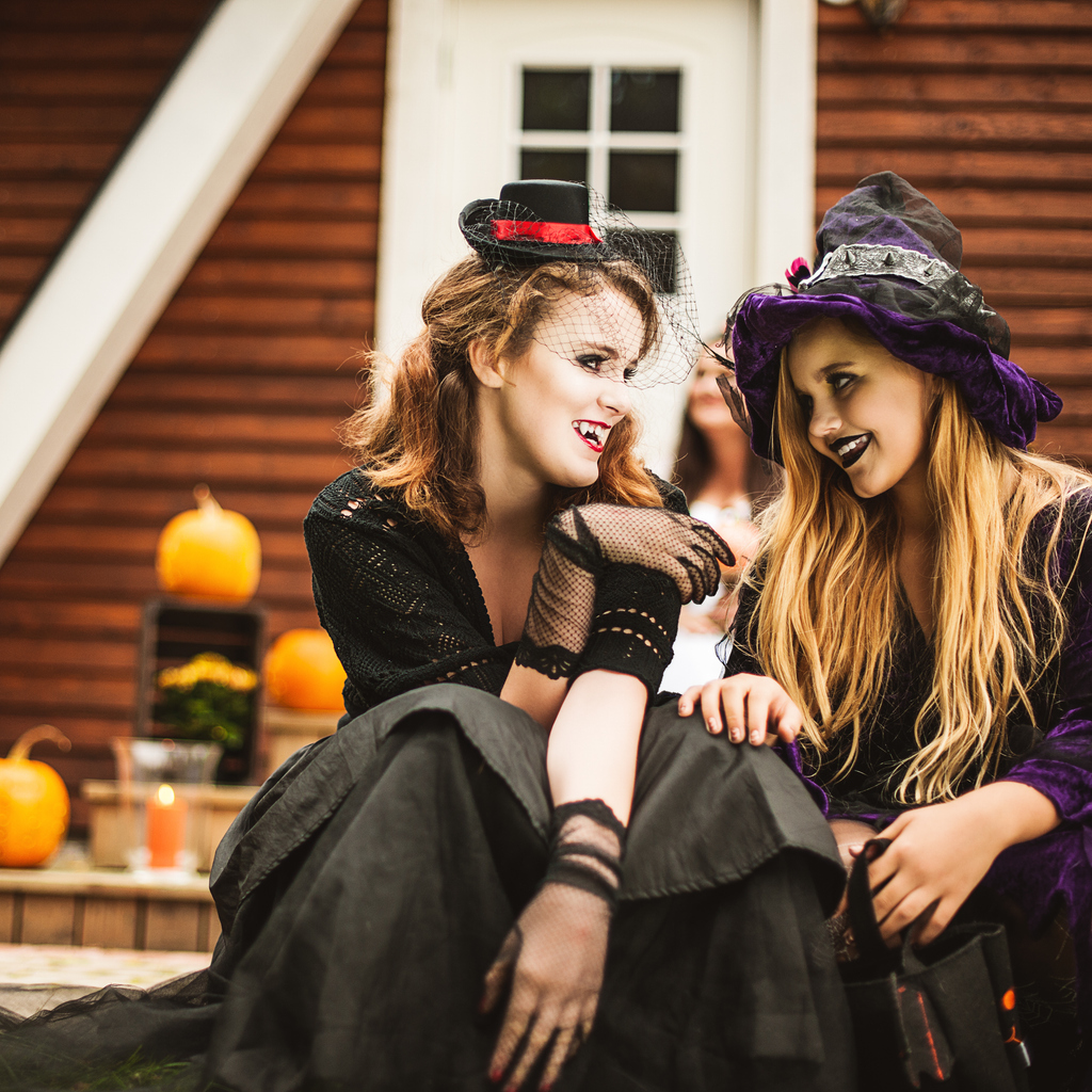 teenagers halloween