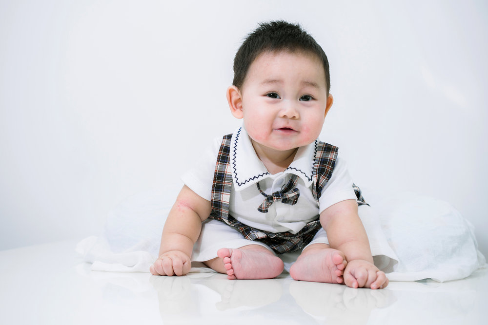 25 Elegant Names for Baby Boys Starting With an  E  - 16