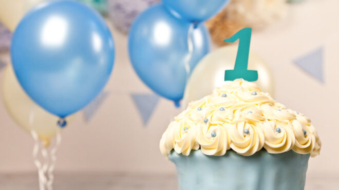 first birthday party cupcake