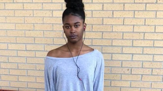 girl kicked off school bus for inappropriate outfit