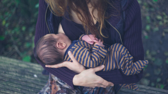 Breastfeeding nipple pain
