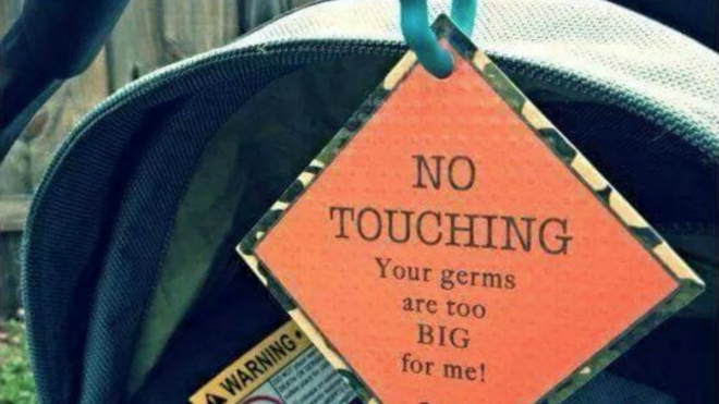 no touching newborn sign