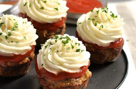 Meatloaf cupcakes