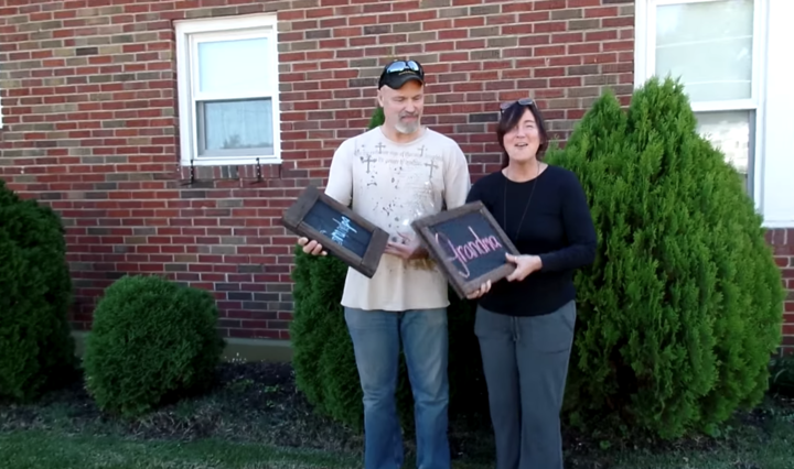 pregnancy announcement