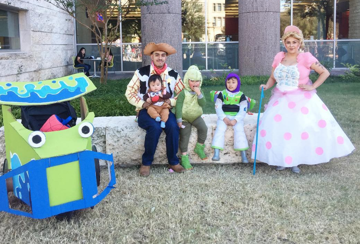 toy story family halloween costumes