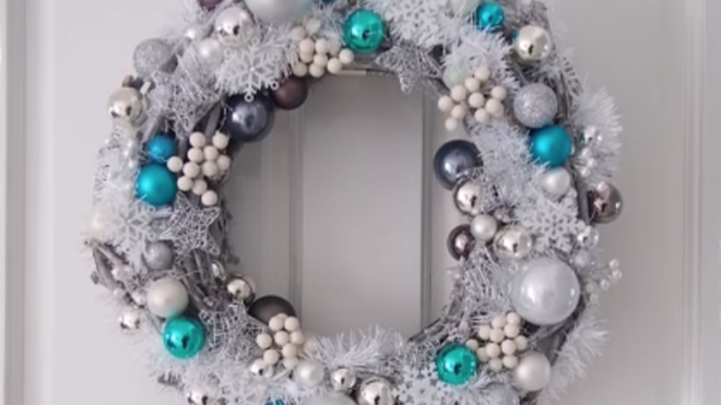 DIY holiday wreath