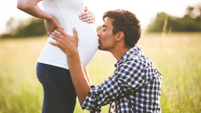 pregnant couple