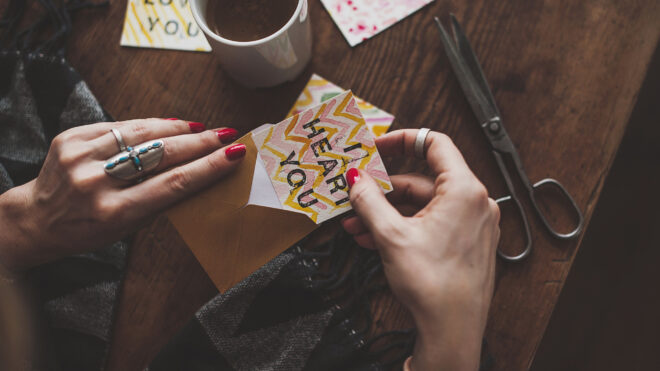 woman love note