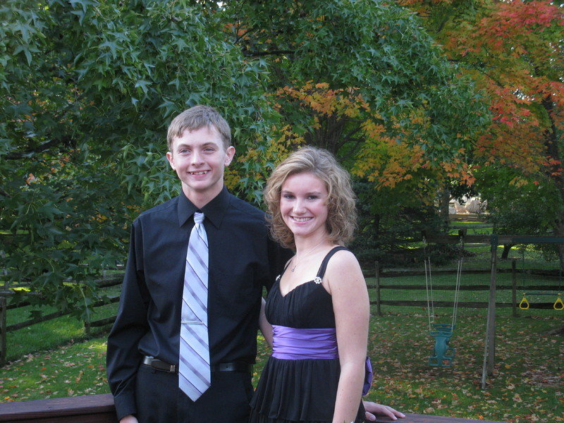 teens at homecoming