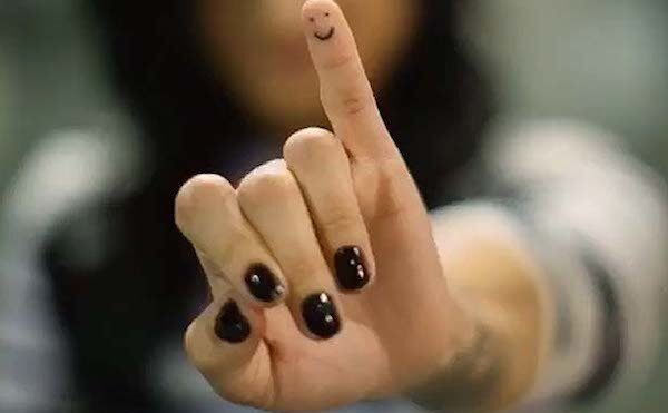 demi lovato finger tattoo
