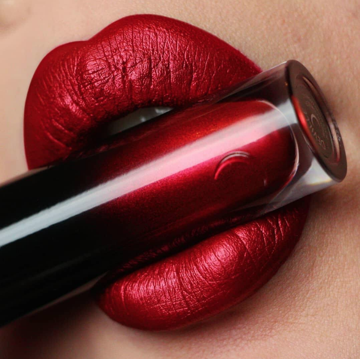 black moon cosmetics red lipstick