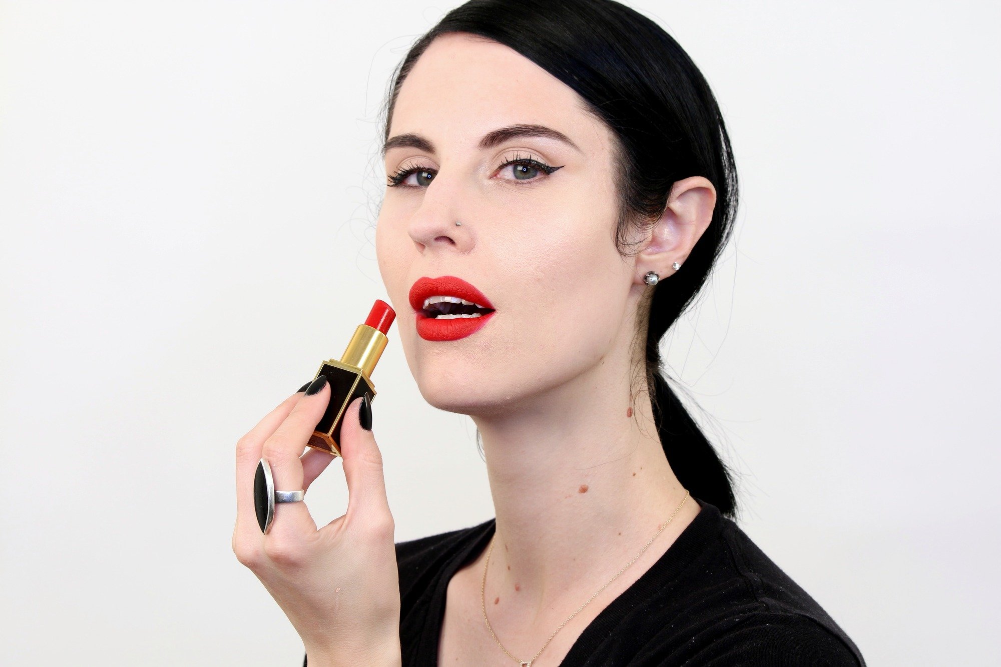 feminist makeup