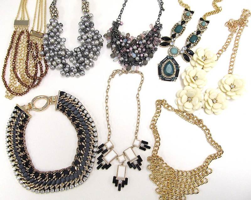 Glam New Year s Eve Accessories for Every Outfit  PHOTOS  - 15