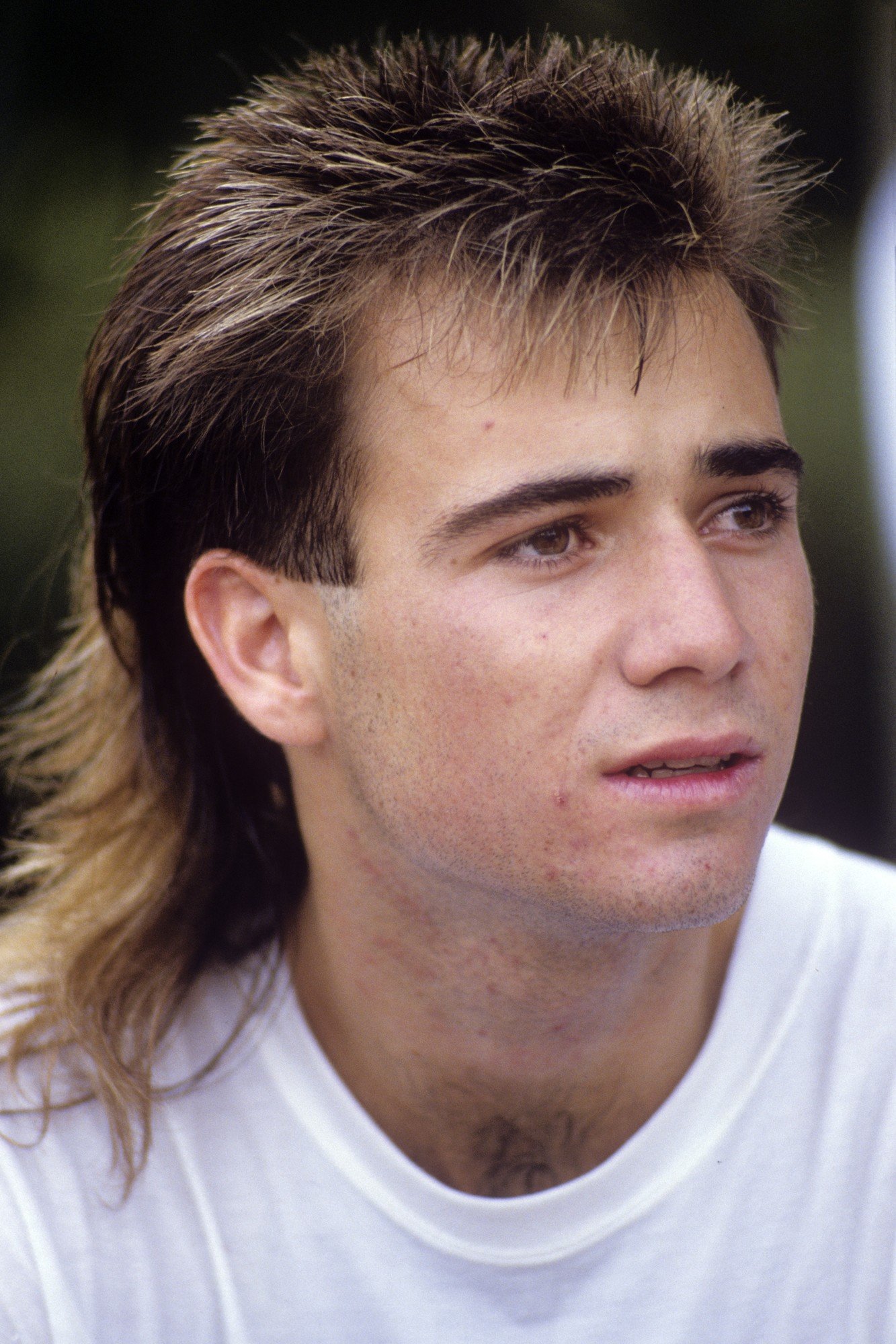 20 Hilarious   Embarrassing  80s Beauty Trends  PHOTOS  - 78