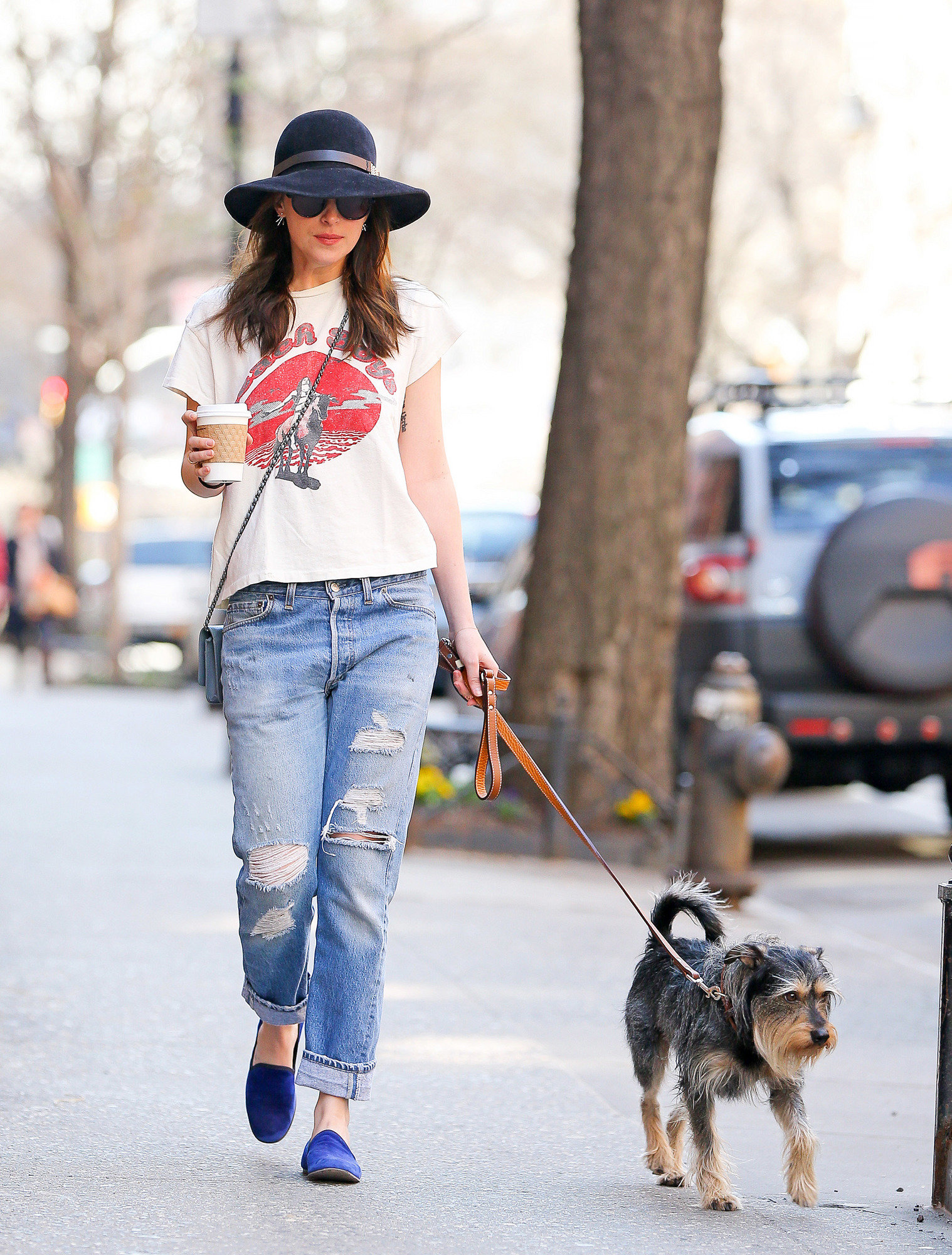 15 Ways to Wear Boyfriend Jeans   Look Seriously Cool  PHOTOS  - 9