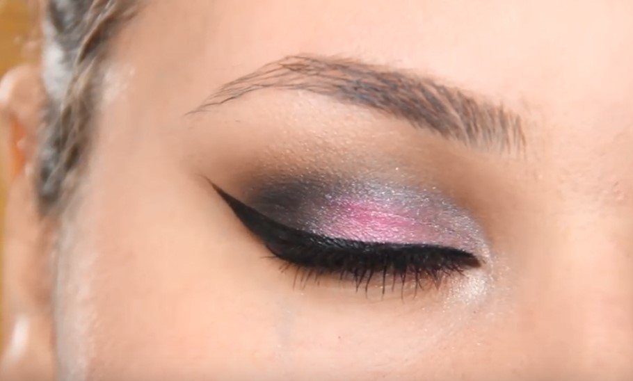 20 Smoky Eye Makeup Looks Moms Can Quickly Master - 64