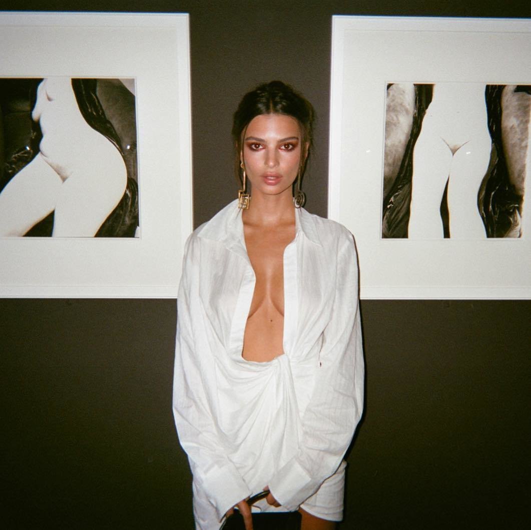 56 of Emily Ratajkowski s most naked Instagrams - 59