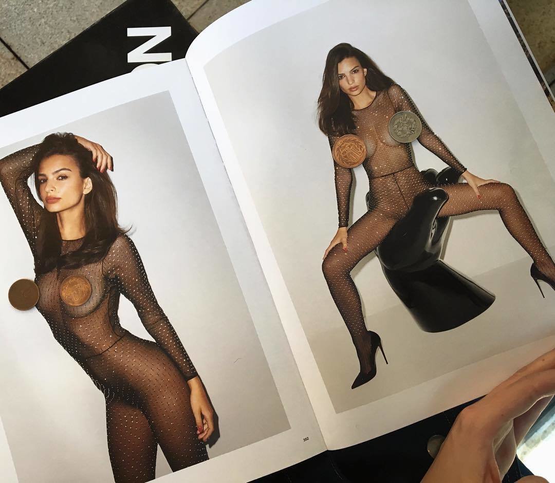 56 of Emily Ratajkowski s most naked Instagrams - 63