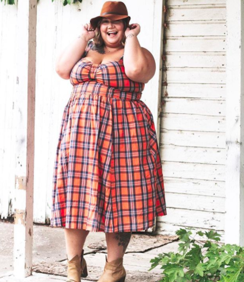 These plus size women prove prints are made for any body type - 34