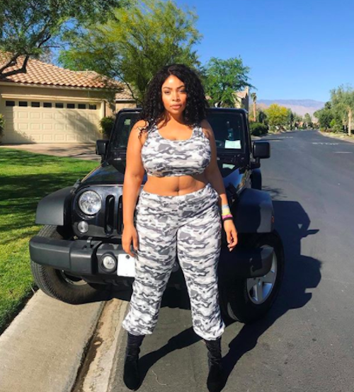 These plus size women prove prints are made for any body type - 8