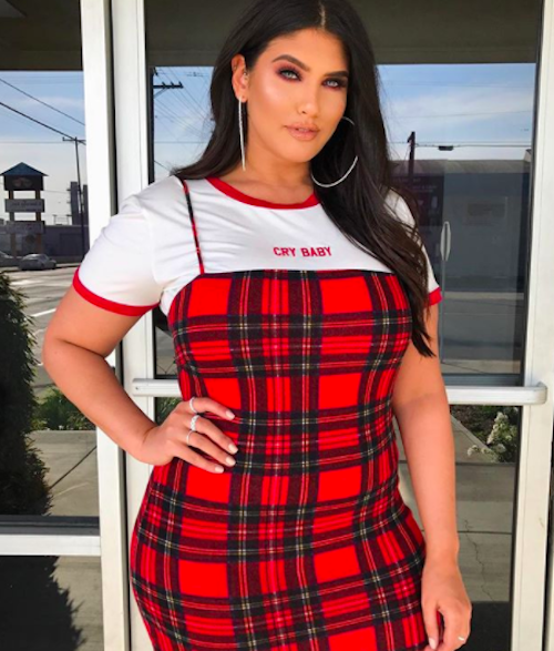These plus size women prove prints are made for any body type - 12