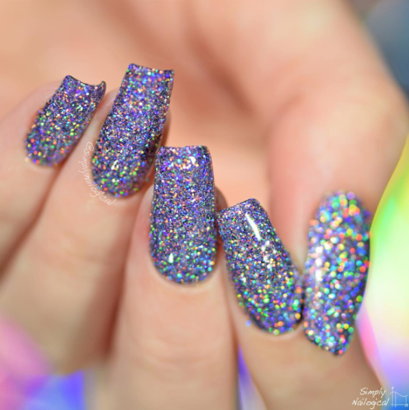 15 photos that prove holographic makeup isn t real - 5