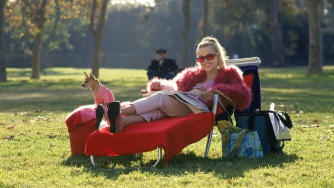 Reese Witherspoon and Moonie in Legally Blonde (2001)