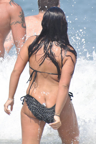 Deena Cortese wardrobe malfunction