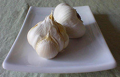 raw garlic recipe