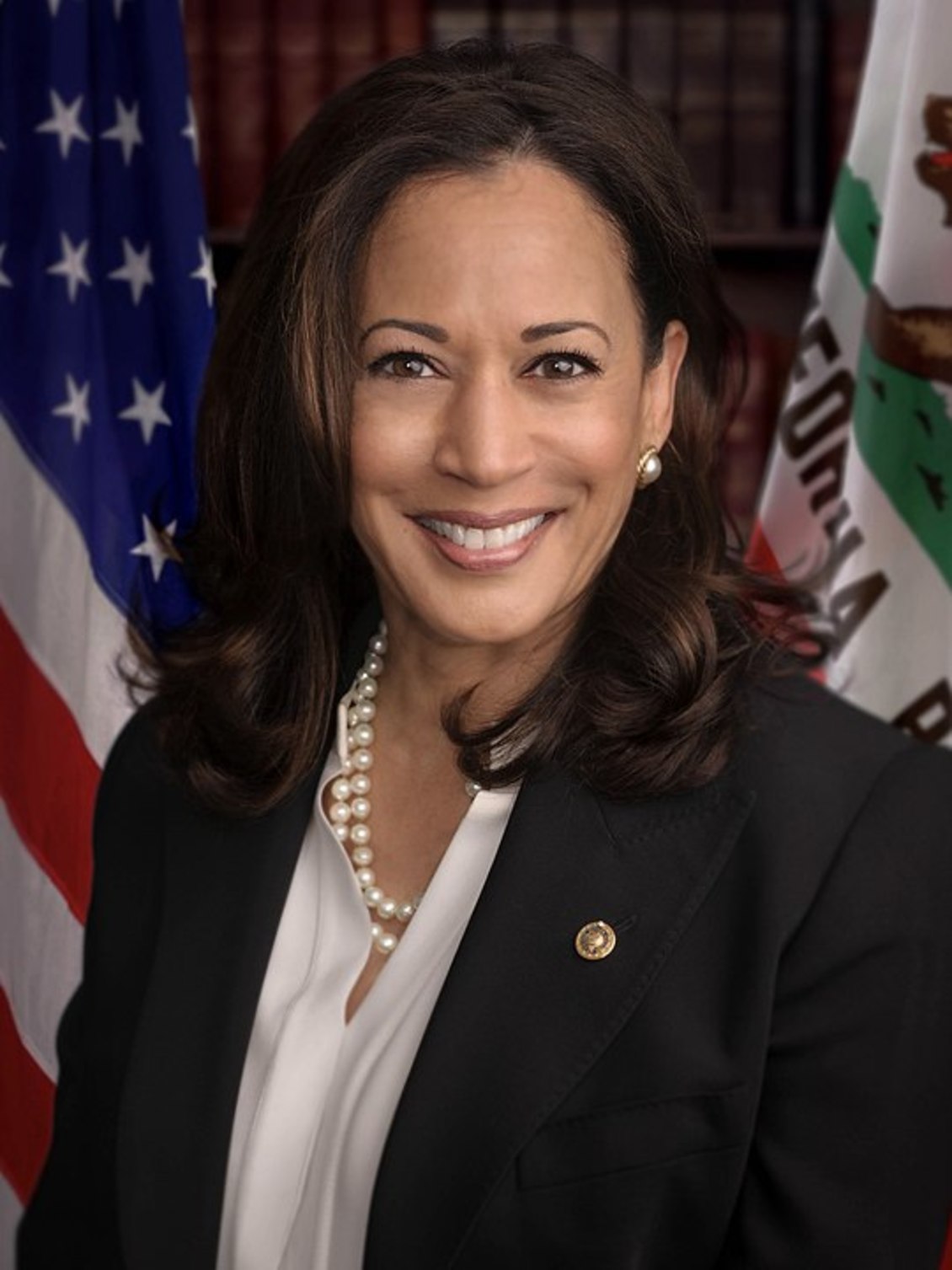 540px-Senator_Harris_official_senate_portrait-2.jpg
