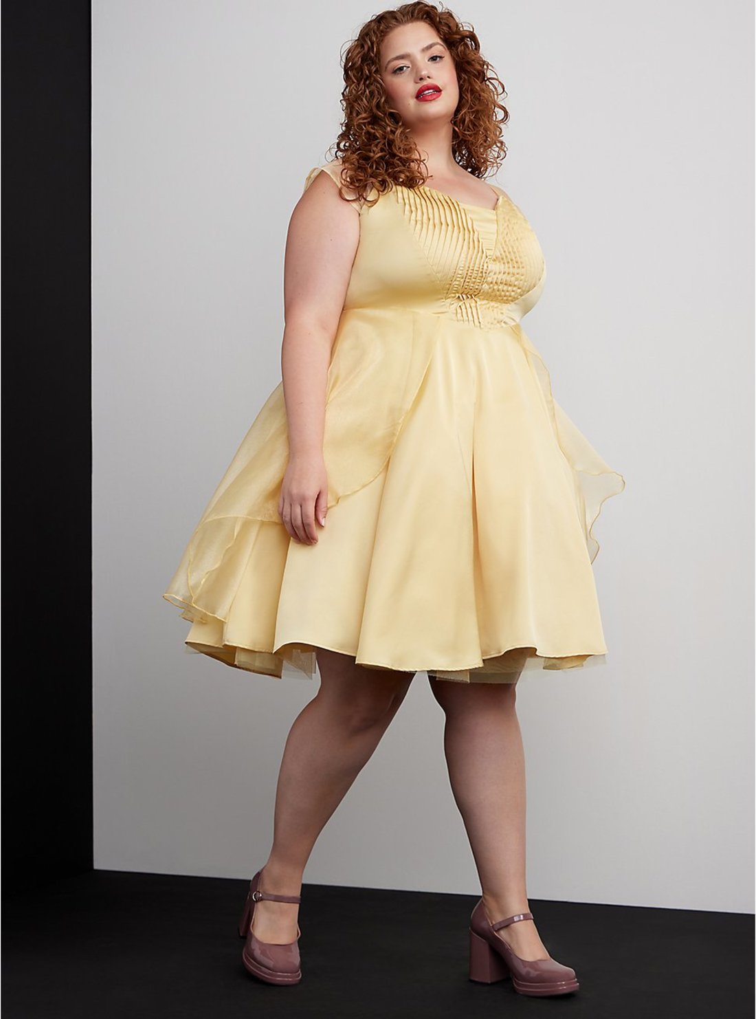 Belle_from_Beauty_and_the_Beast.jpeg