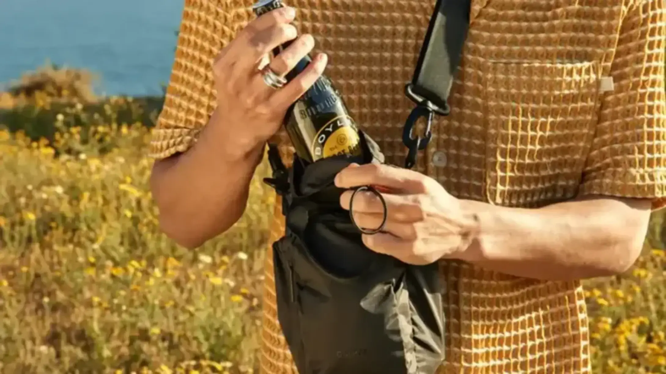 Calpak_Water_Bottle_Holder.webp
