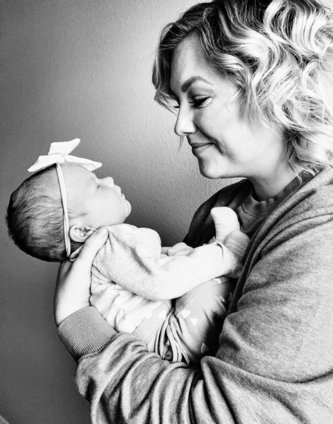 Catie_McHardy_Birth_Story9-900x1200-1.jpg