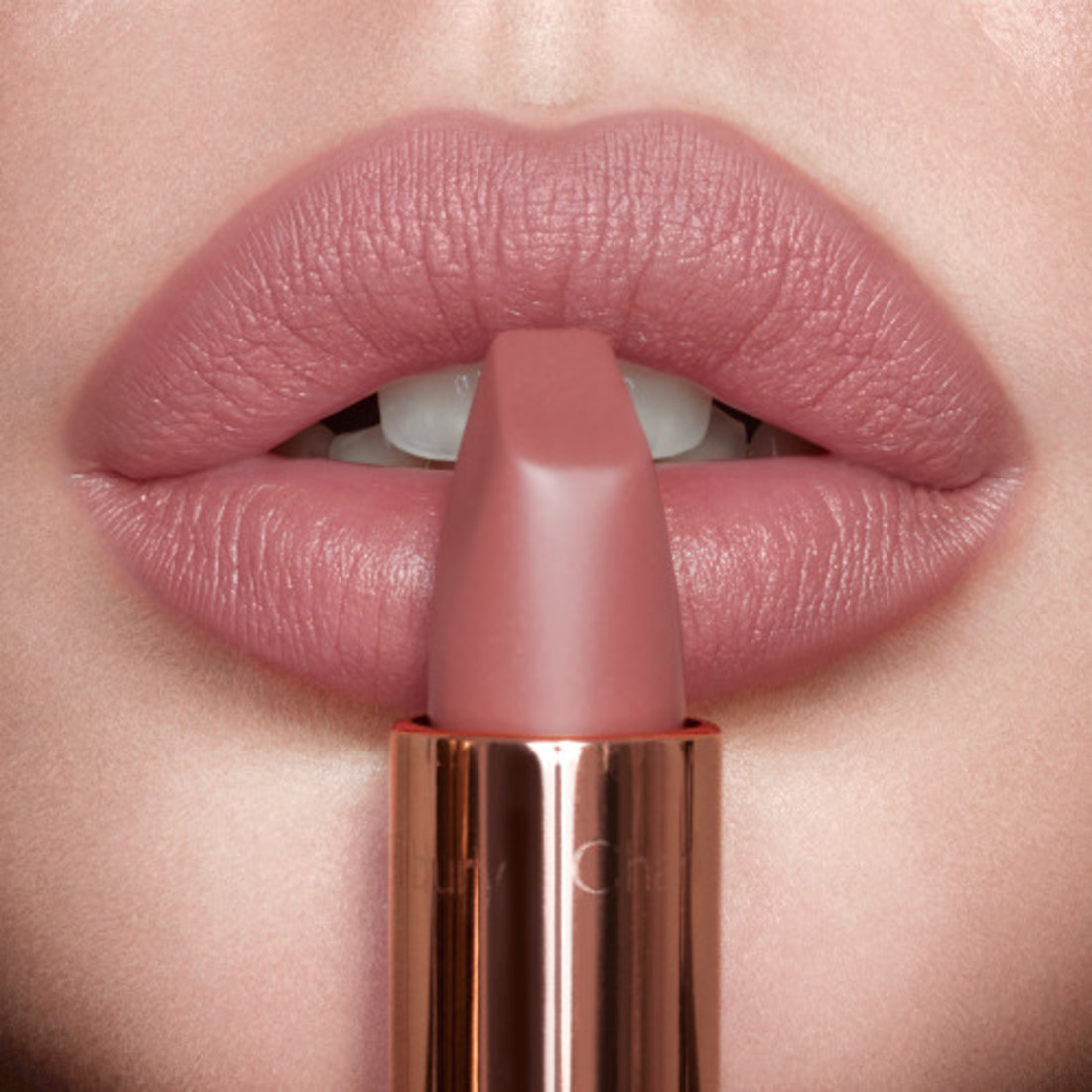 Charlotte_Tilbury_Pillow_Talk_Lipstick-2.jpg