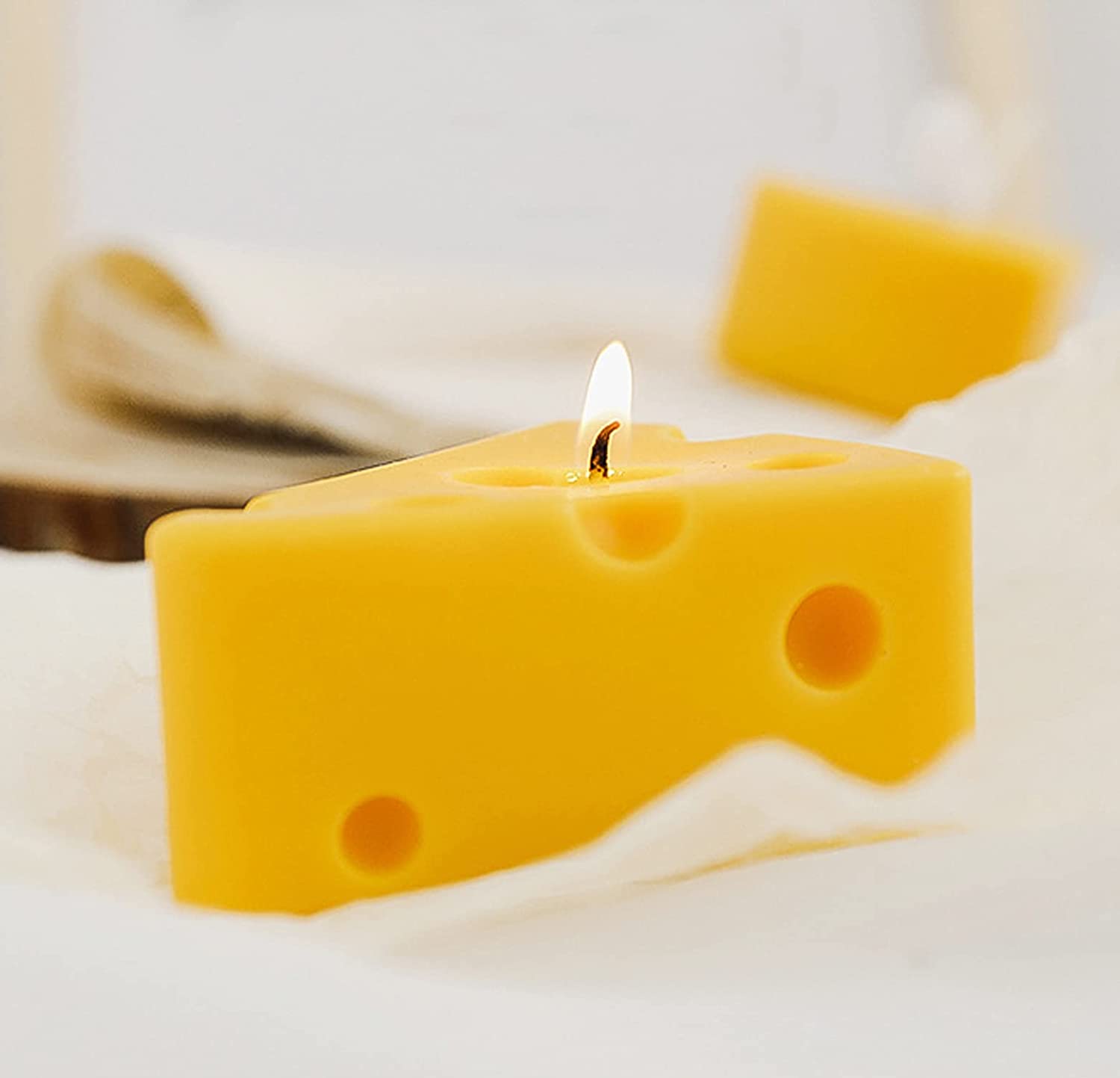 Cheese_Shaped_Scented_Candle.jpg