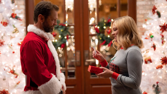 Melissa Joan Hart in Dear Christmas