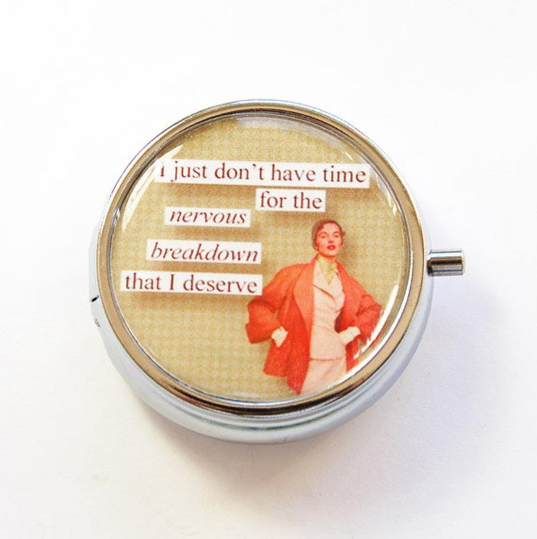 Funny_Pill_Box.jpg