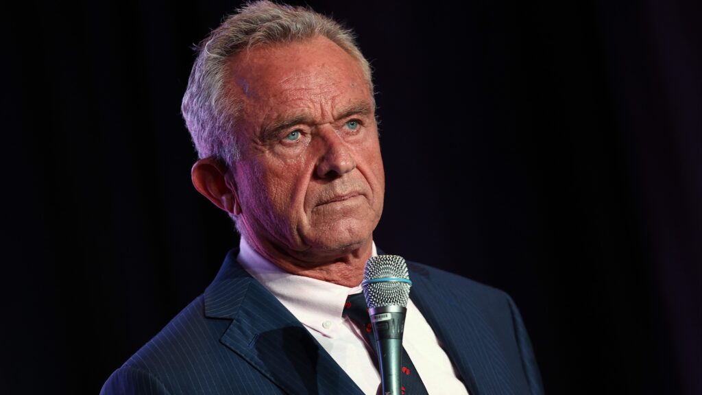 Robert F. Kennedy Jr. Admitted To Dumping Dead Bear Cub in Central Park