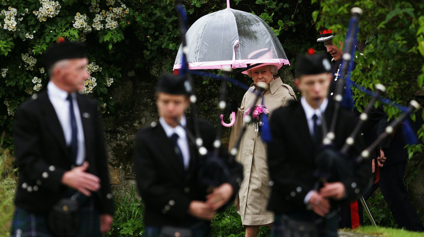 Queen in Scotland