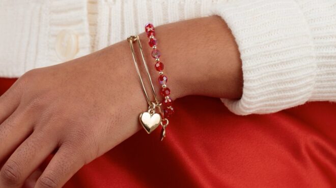 Heart Charm Bangle