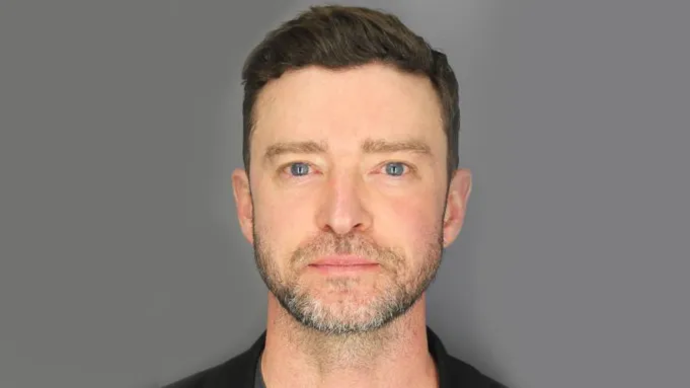 Justin_Timberlake_mugshot-1.png