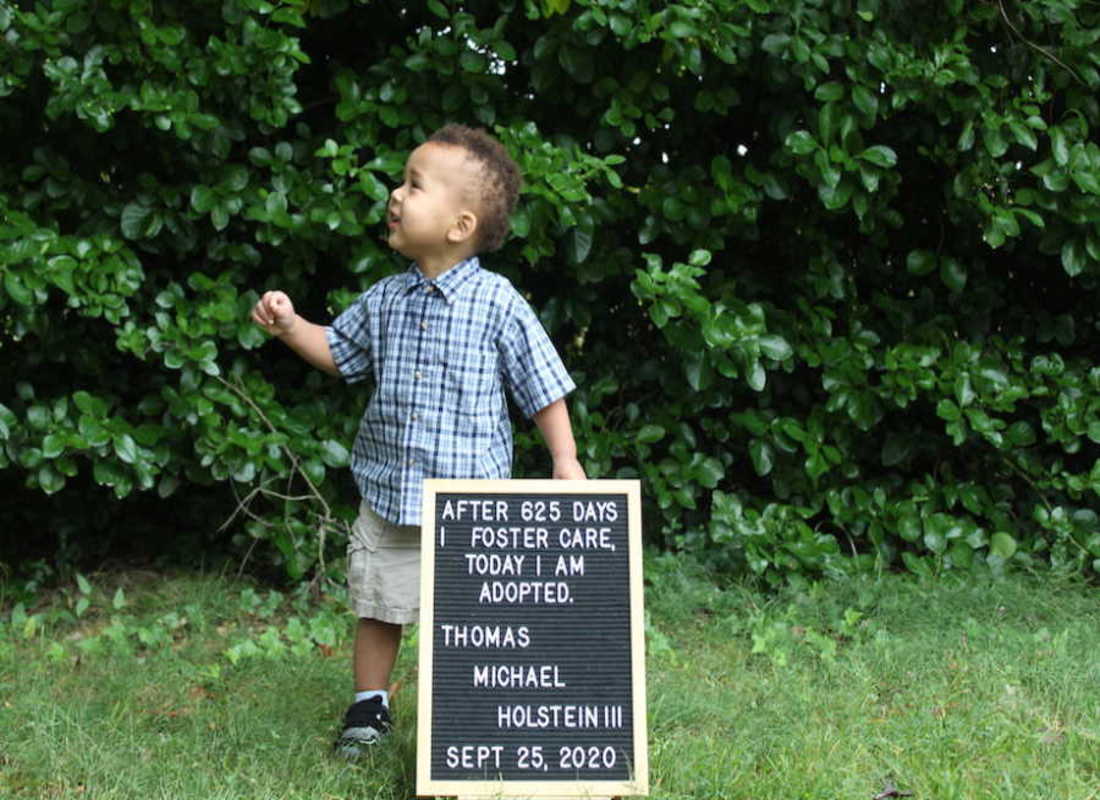 Katie_Holstein_foster_fostermom_love11-900x600-1.jpg