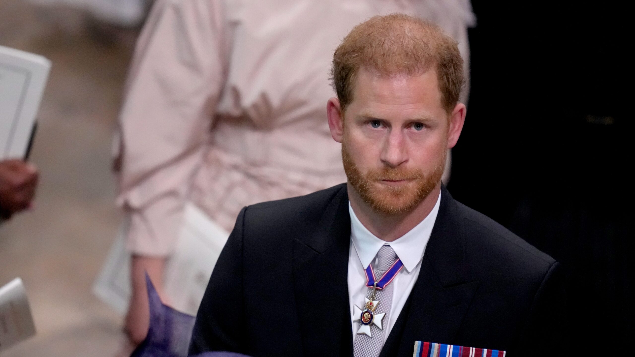 Prince_Harry_coronation_awkward-4.jpg