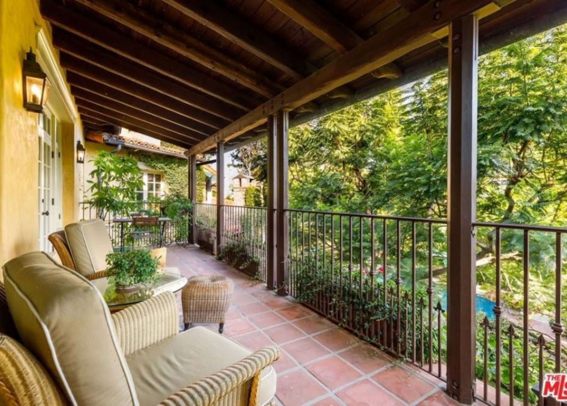 Priscilla_Presley_home_balcony-1.jpg