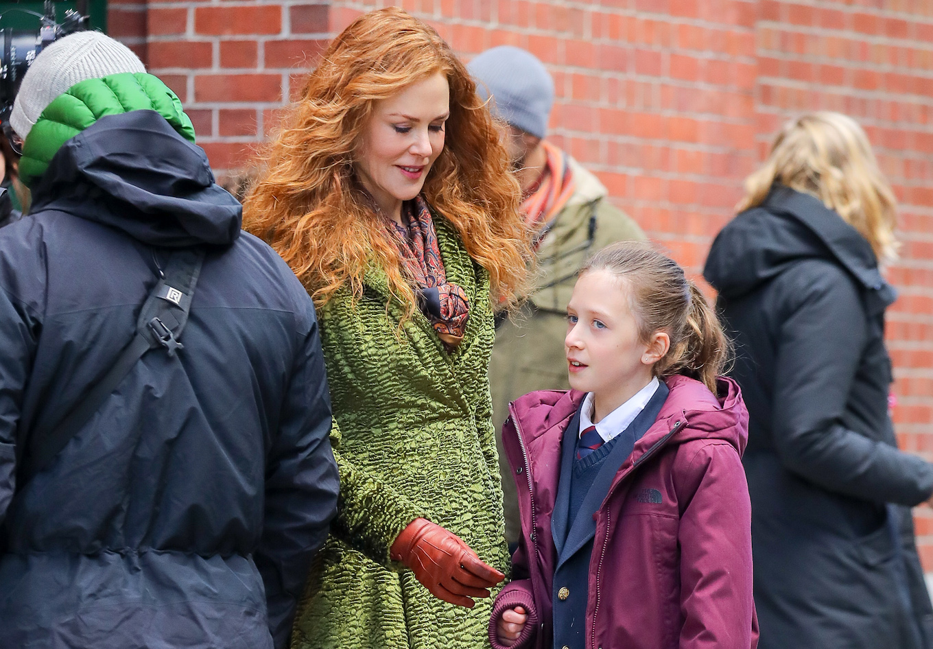 Nicole Kidman And Her Daughter Sunday Rose Seen Having A Chat While Filming 'The Undoing' In New York City
