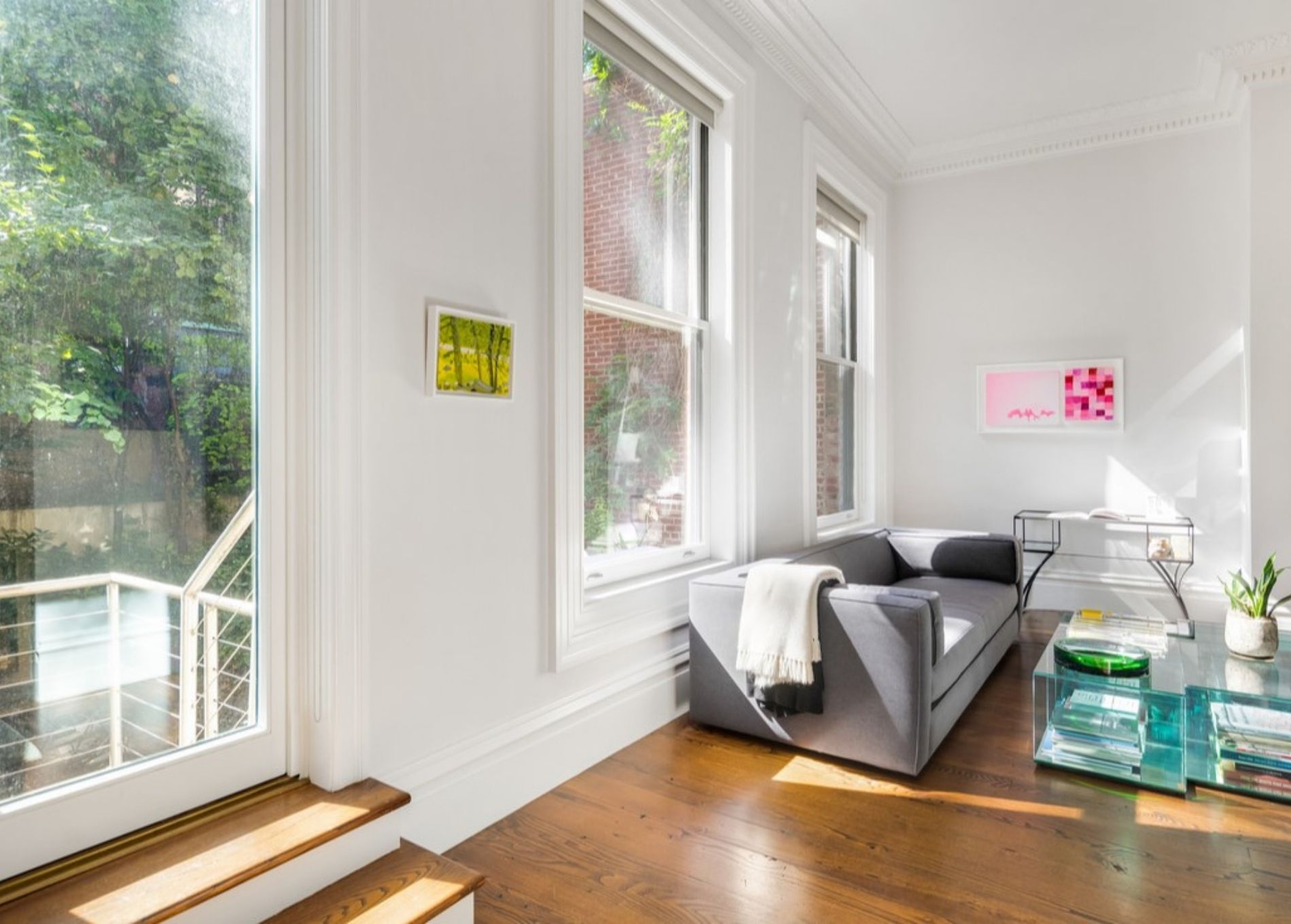 Sarah_Jessica_Parker_home_windows.jpg