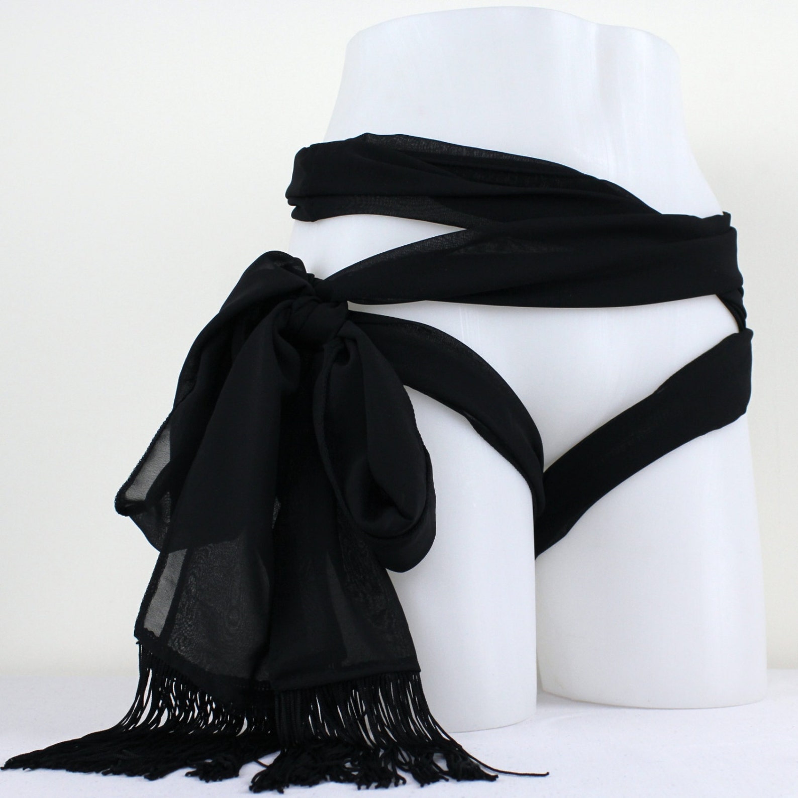 Scarf__Restraint.jpg