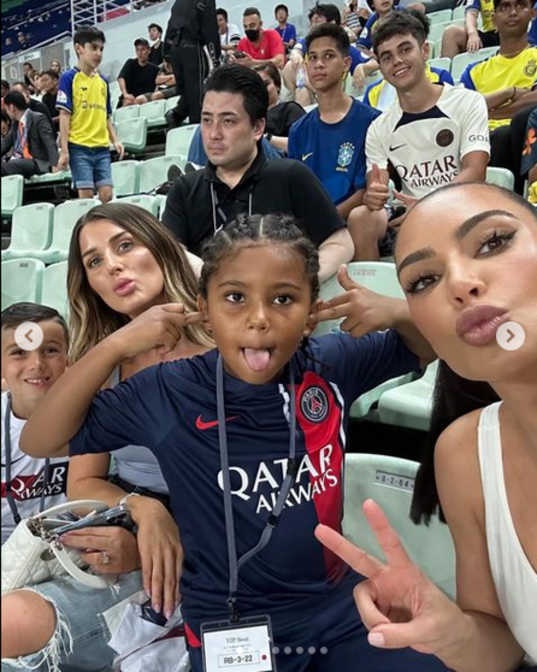 Screenshot_2023-09-18_at_10-25-22_Kim_Kardashian___kimkardashian____Instagram_photos_and_videos.png