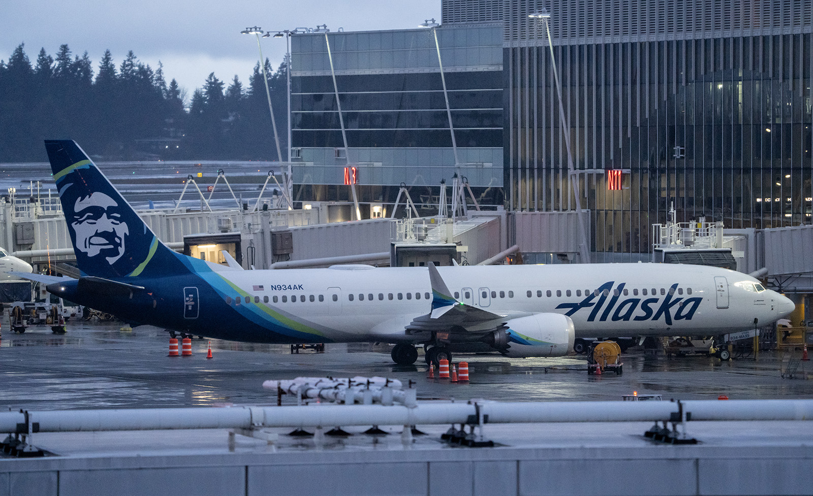 US-NEWS-ALASKA-AIRLINES-FLIGHT-ARREST-GET
