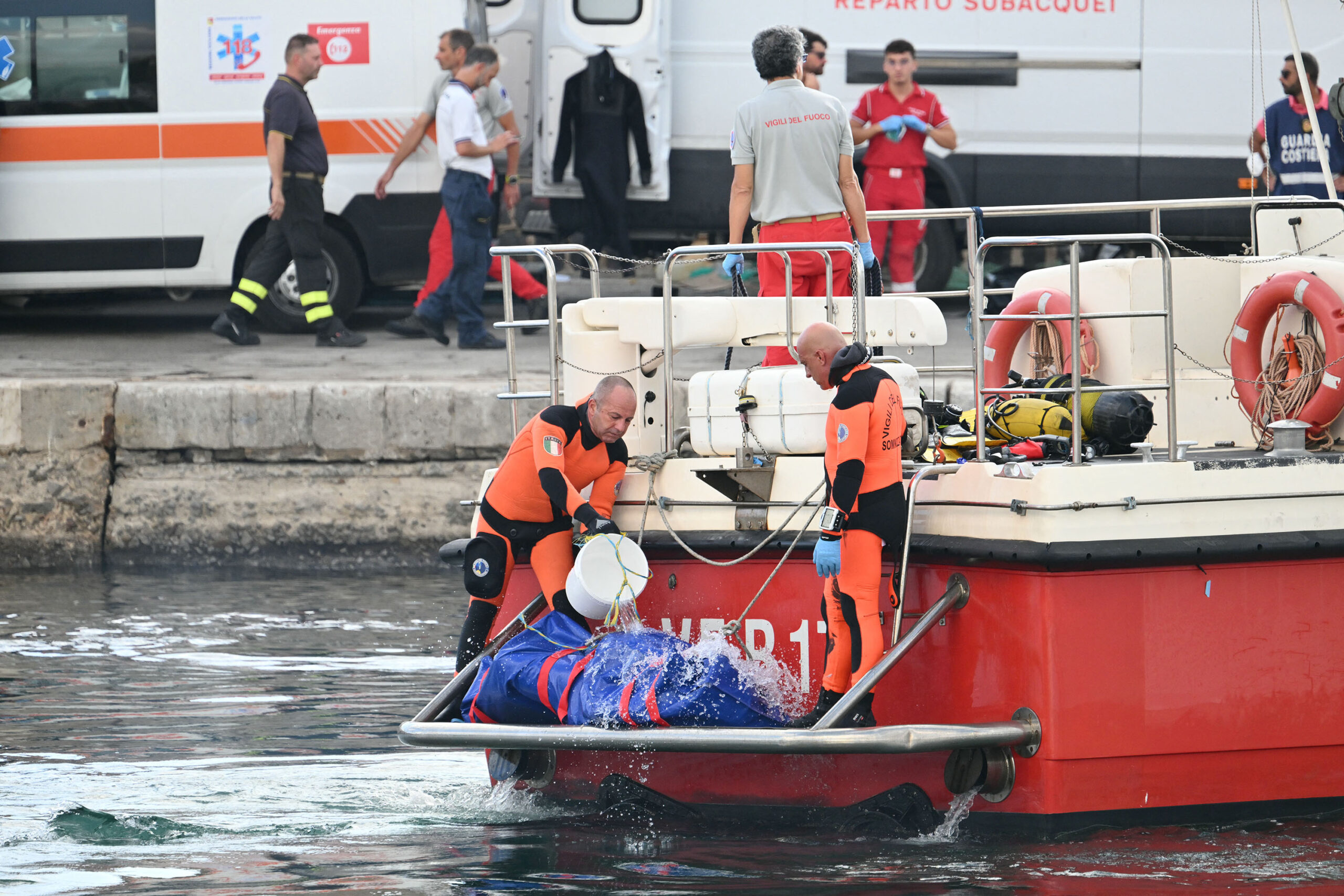 WORLD-NEWS-ITALY-YACHT-DEATHS-GET